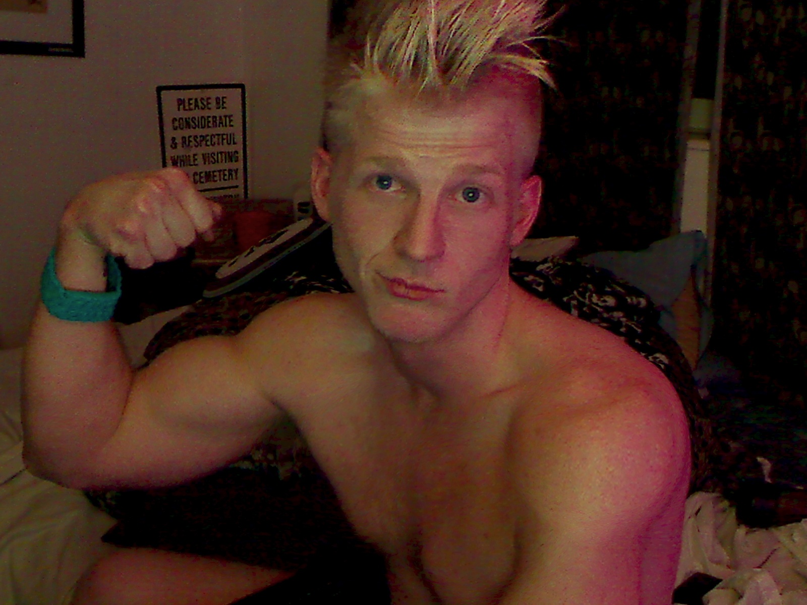 Cam4 Cutie Of The Day: Rockyisnaked