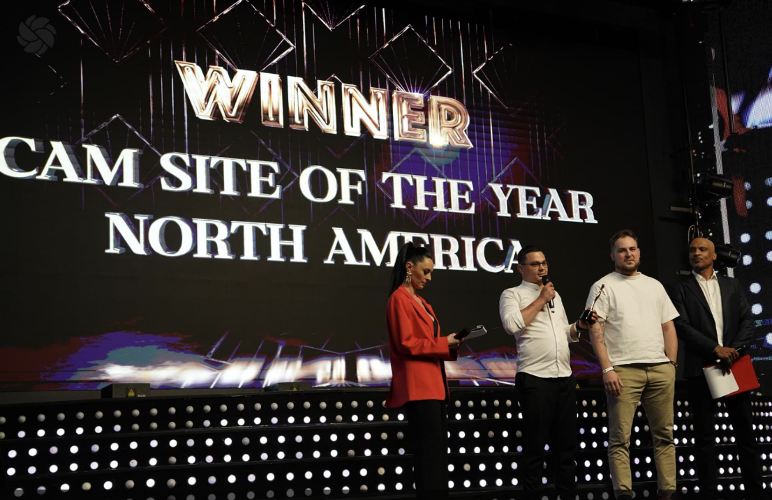 CAM4 WINS CAM SITE OF THE YEAR (North America)